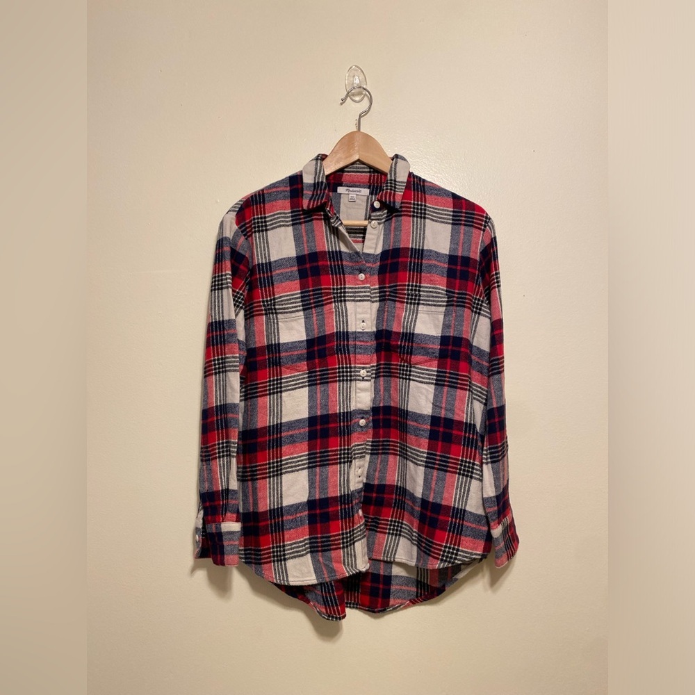 Madewell Red, Navy & White Plaid Button-Down Shirt. Size XXS . Style H3093